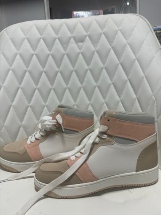 Zapatos Deportivos Nuevos