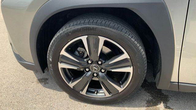 Lexus UX 2.0 250H PREMIUM AUTO 184 5P