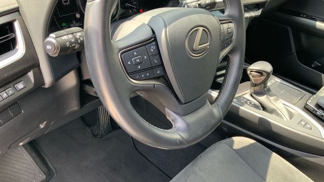 Lexus UX 2.0 250H PREMIUM AUTO 184 5P