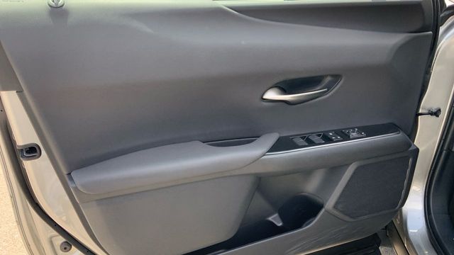 Lexus UX 2.0 250H PREMIUM AUTO 184 5P