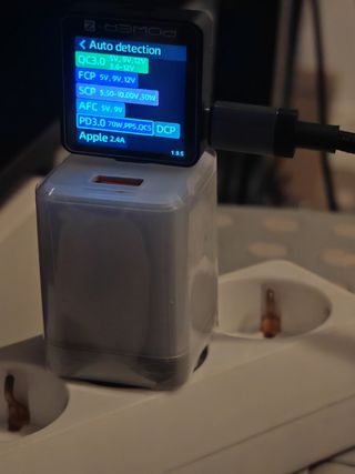 Cargador Vention 70W GAN Como nuevo, solo probado.