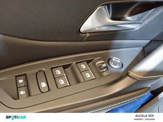 Peugeot 408  408  PLUG-IN HYBRID 225 e-EAT8 GT