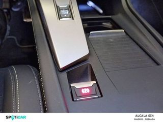 Peugeot 408  408  PLUG-IN HYBRID 225 e-EAT8 GT