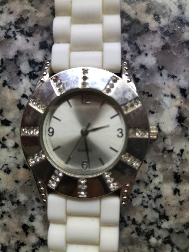 Orologio Eternal Quarzo Argento e Bianco