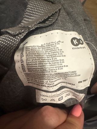 Cuna de viaje Kinderkraft con colchón