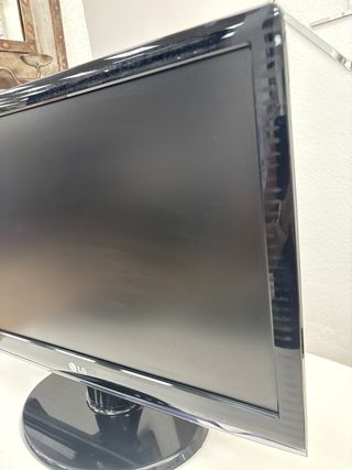 Monitor LED LG Flatron W2253V