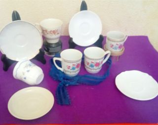 SET: «5 TAZZINE DA CAFFÈ PICCOLE + 4 PIATTI VINTAGE».