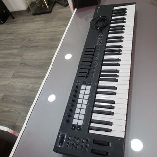 Teclado Electrónico Novation Launchkey 61 Mk3