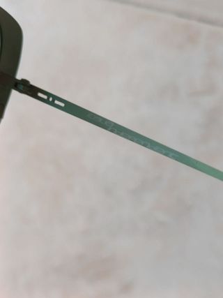 Occhiali da sole camouflage verde cat-eye