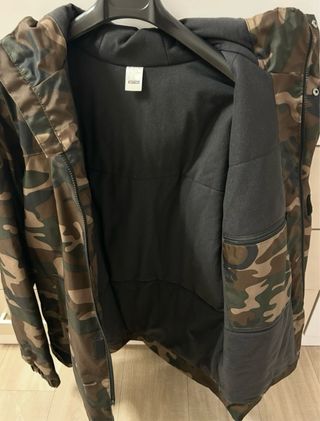 Chaqueta anorak camuflaje