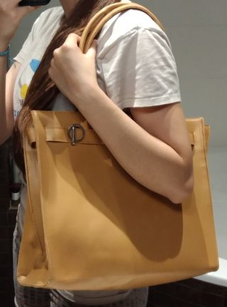 Bolso grande beige mujer