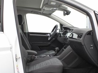 VOLKSWAGEN TOURAN 2.0 TDI 110KW DSG R-LINE 150 5P 7 Plazas