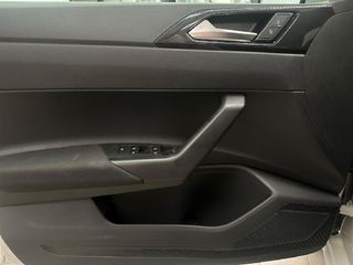 VOLKSWAGEN POLO 1.0 TSI 70KW DSG MAS 95 5P