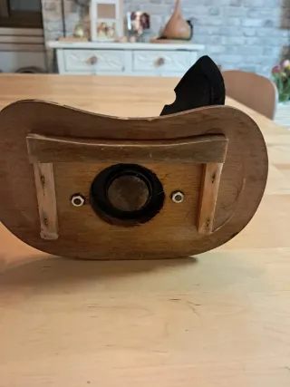 Molinillo de café antiguo de hierro