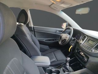 Hyundai Tucson 1.6 GDi BlueDrive Essence 4x2