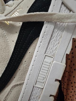 Zapatillas Puma Beige y Negra