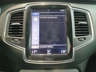 Volvo XC90 2.0 D4 Momentum Auto