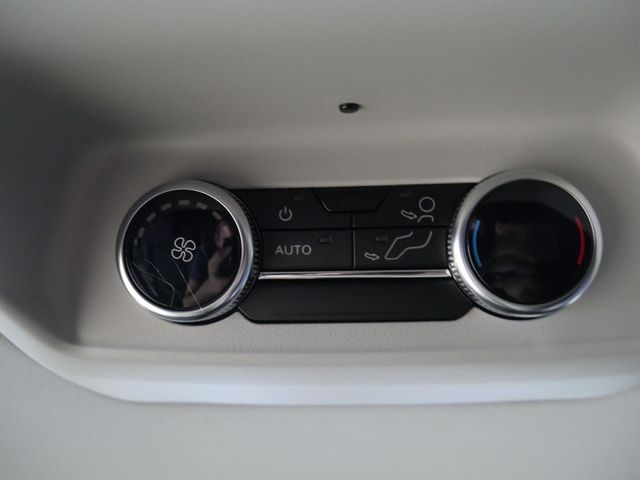 Ford Tourneo Custom 2.0 EcoBlue 125kW L1 Titanium X Auto