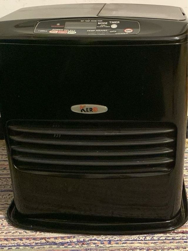 Estufa KERO Negra