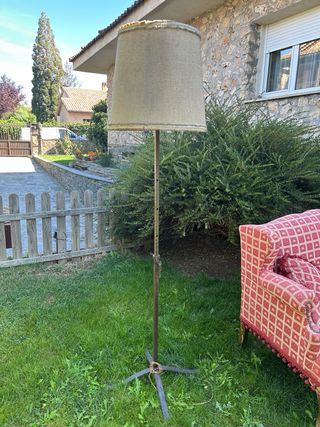 Lámpara de pie vintage forja