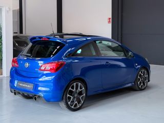 OPEL Corsa 1.6 Turbo OPC