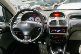 PEUGEOT 206 GTI