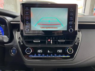 TOYOTA Corolla 1.8 125H ACTIVE TECH E-CVT