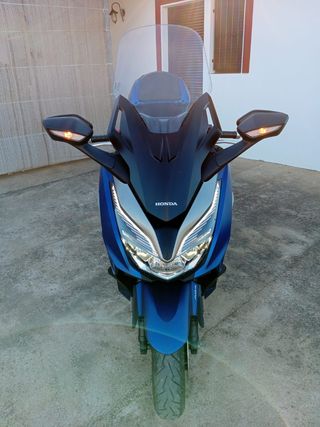 Honda Forza 350 Azul
