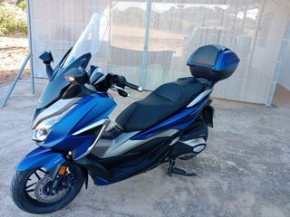Honda Forza 350 Azul