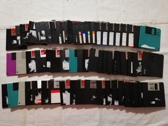 Lote 70 Disquetes usados