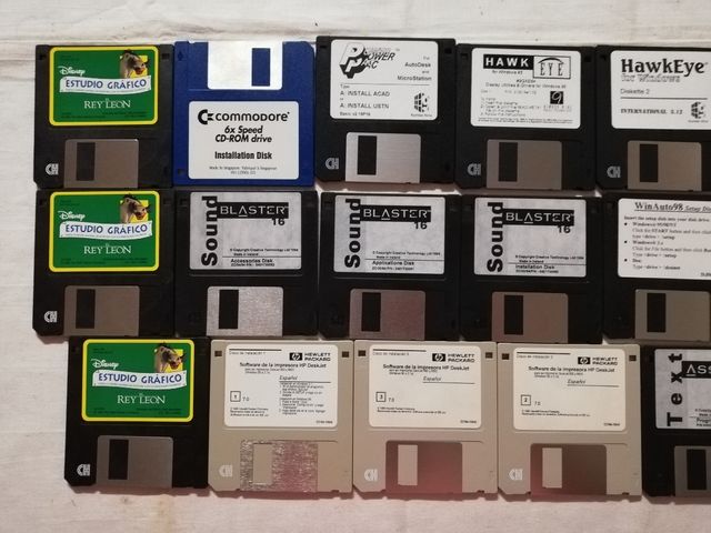 Lote 70 Disquetes usados