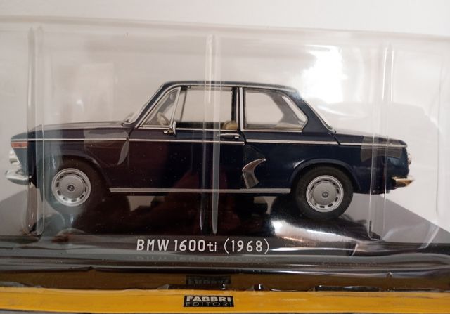 BMW 1600ti 1968 Scala 1:24 Quattroruote