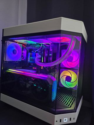 PC Gaming RTX 5070ti,Ryzen 9700X,Msi X870 Carbon