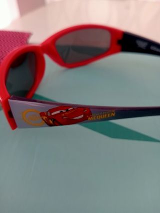 Gafas de sol infantiles con fundas