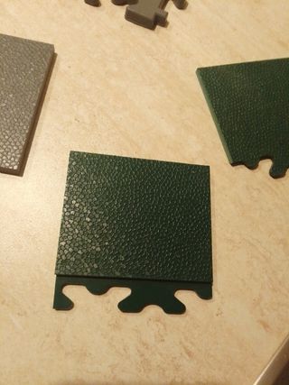 4 Sottobicchieri in plastica grigio e verde