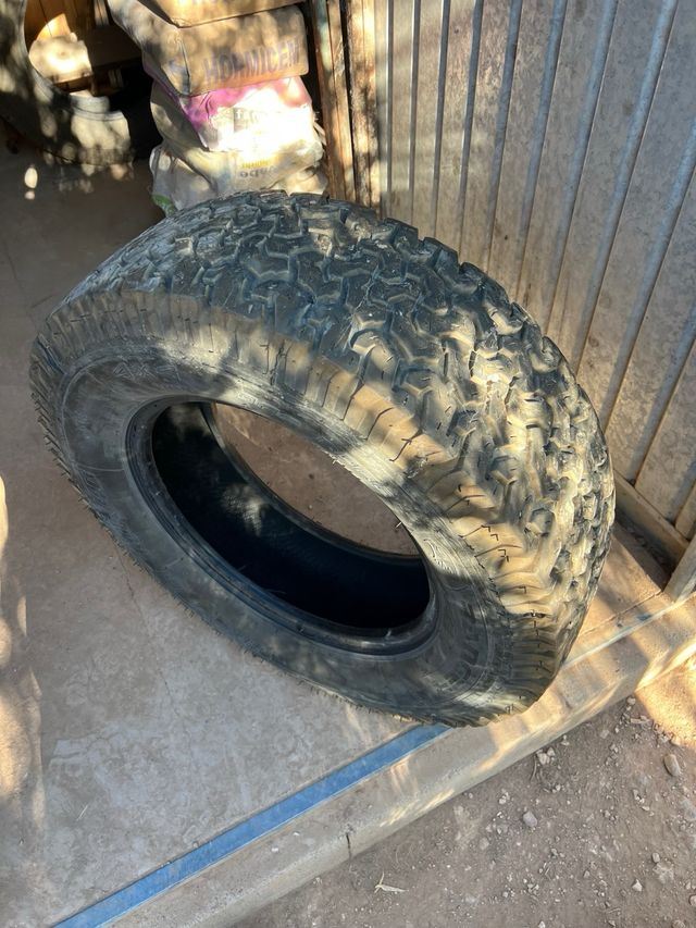 Rueda 4x4 265/65/17 50/50