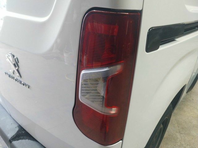Peugeot Partner 1.5 HDI FURGON 100CV 