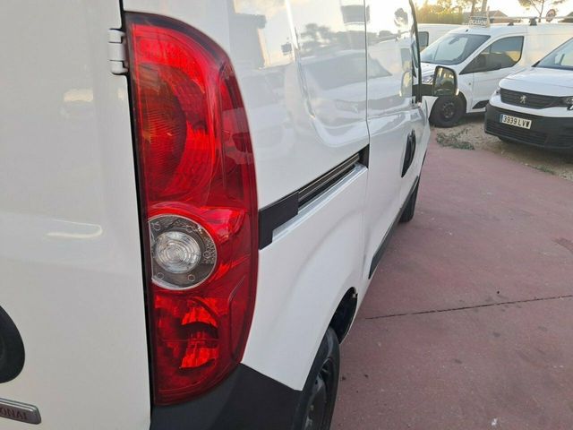 Fiat Doblò 1.3 MTJ FURGON 95CV 