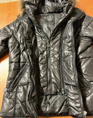 Giubbotto donna Essenza nero con cappuccio