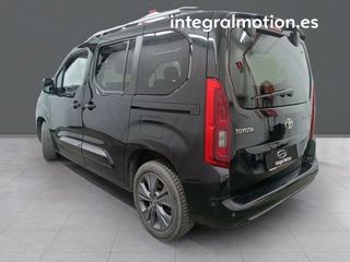 Toyota Proace City Verso COMBI 1.2i 96kW SWB Tracks Aut. 5d 