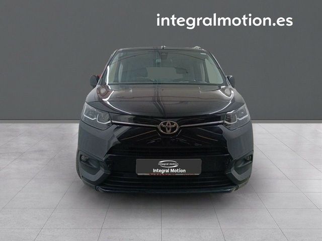 Toyota Proace City Verso COMBI 1.2i 96kW SWB Tracks Aut. 5d 
