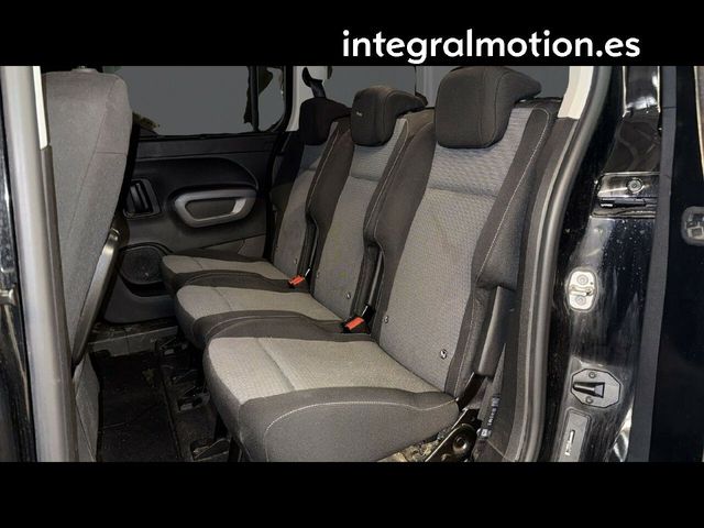 Toyota Proace City Verso COMBI 1.2i 96kW SWB Tracks Aut. 5d 