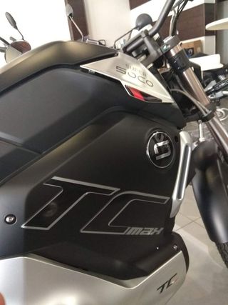 super soco TC Max eléctrico equivalente a 125cc mm