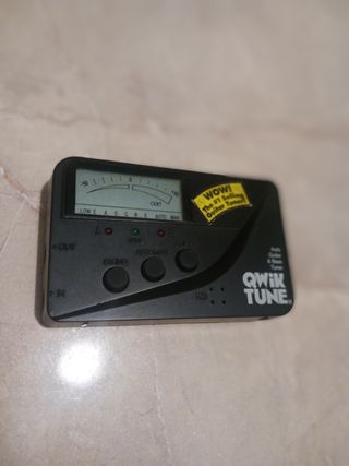 Afinador Qwik Tune Guitarra