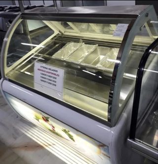 Vitrinas expositoras de helados 624791928