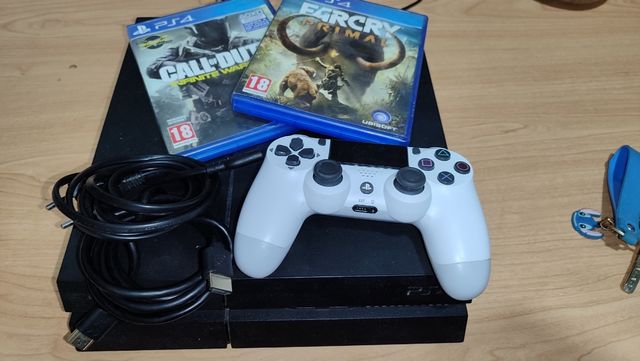 PS4 (PlayStation 4) + Juegos y Mando