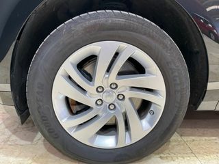 Land-Rover Range Rover Evoque 2.0 D150 R-Dynamic AUTO 4WD 