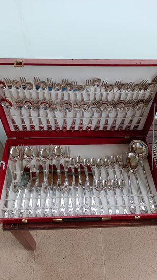 Cubertería baño plata 12 servicios