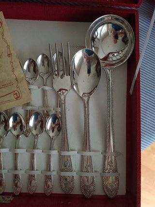 Cubertería baño plata 12 servicios