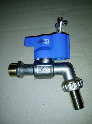 Grifo Antihielo con Llave